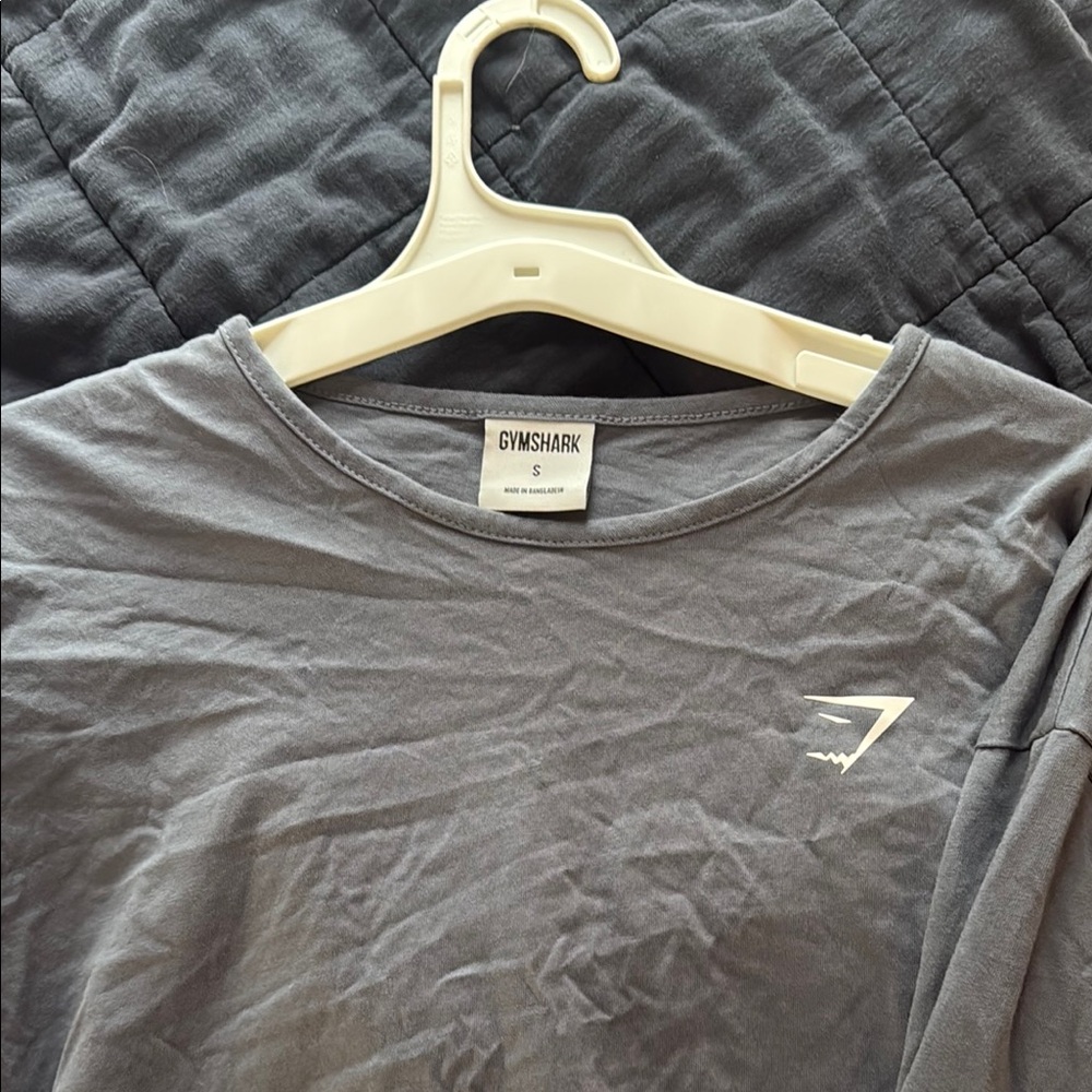 Gymshark Gray Long Sleeve Shirt - Picture 3 of 3